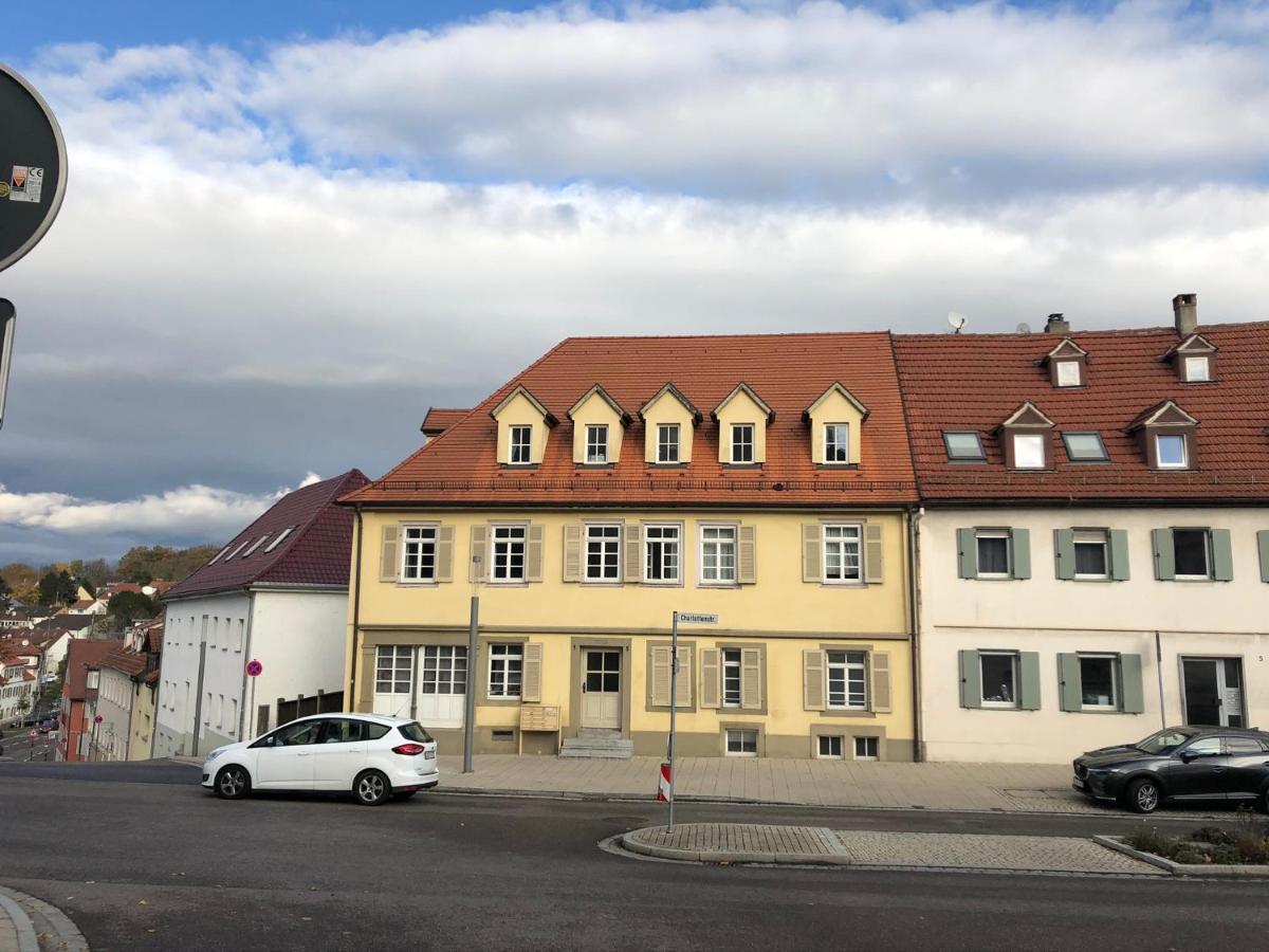 Zentraler Geht Es Kaum - In Koeniglicher Nachbarschaft! 路德维希堡 外观 照片
